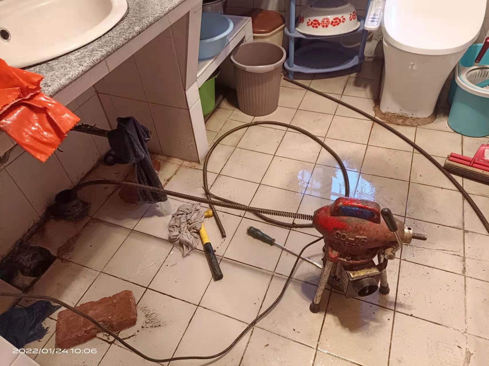 向阳疏通厨房下水道，地漏疏通